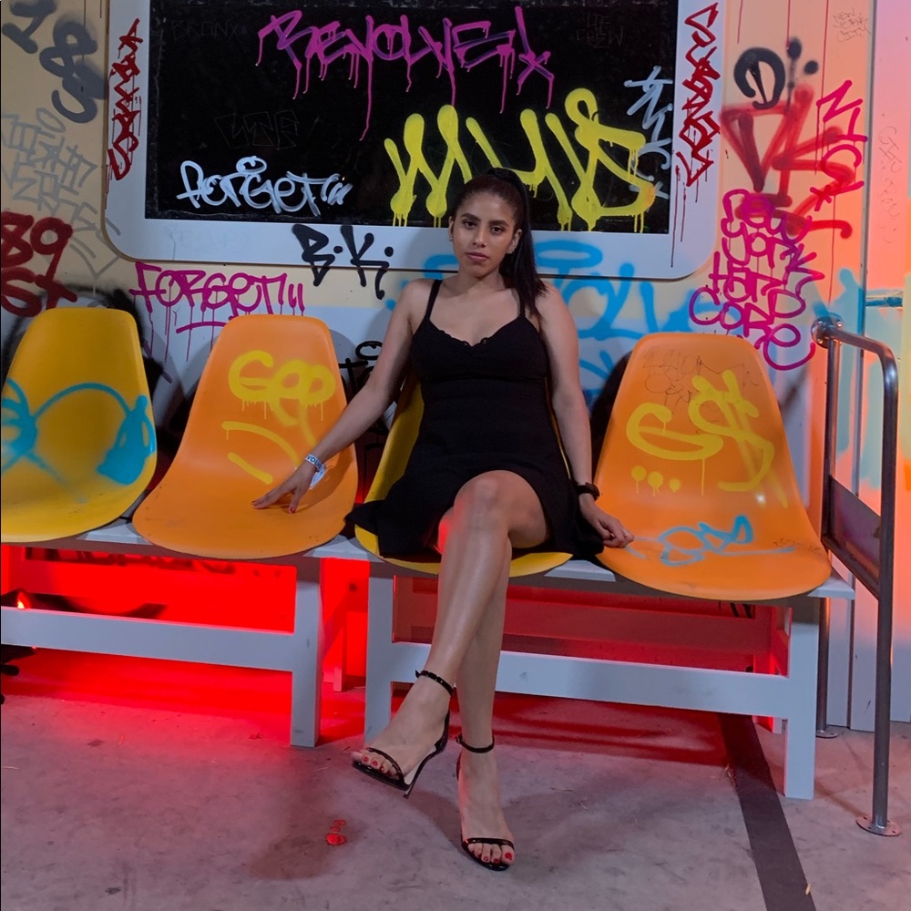 Meet your Posher, Brenda